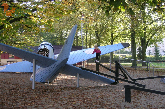 1-230H9150124419.jpg
