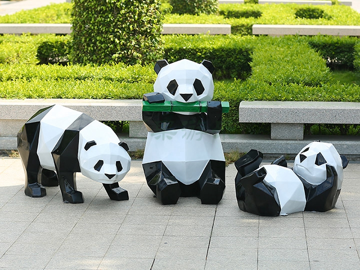 熊猫造型玻璃钢景观小品