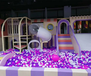 飞机主题儿童紫色淘气堡乐园