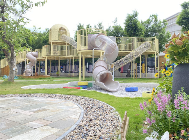 幼兒園游樂設(shè)備供應(yīng)商有哪些？