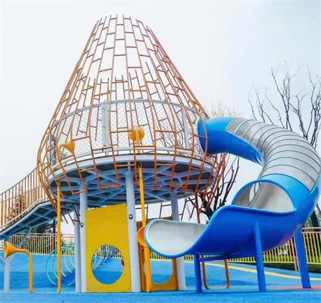幼兒園如何選擇戶外兒童滑梯?