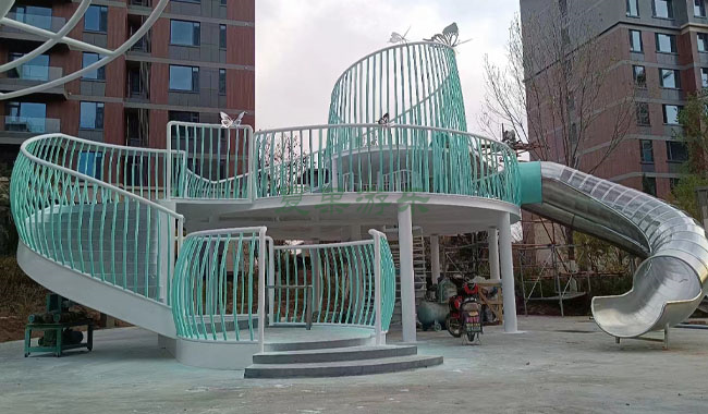 广西南宁富丽华庭小区不锈钢滑梯项目案例(图2)